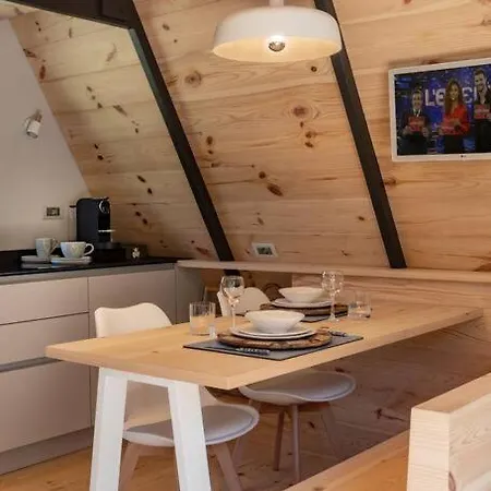 Tir Longe Chalet