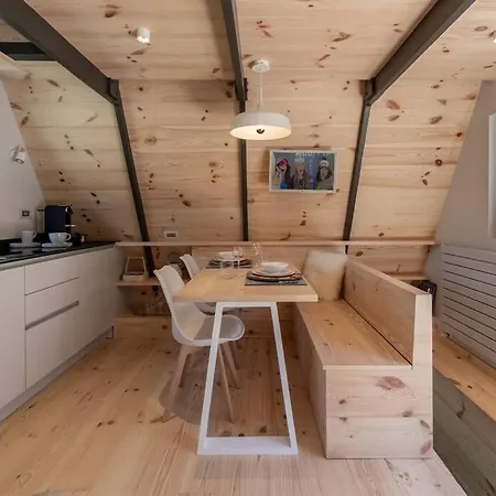 Tir Longe צ'זנה טורינזה