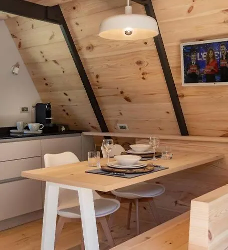 Tir Longe Chalet